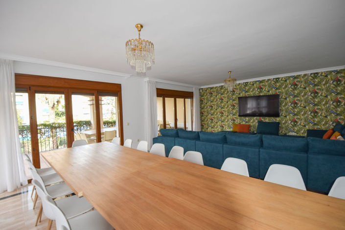 Image No.19-5 Bed Townhouse for sale