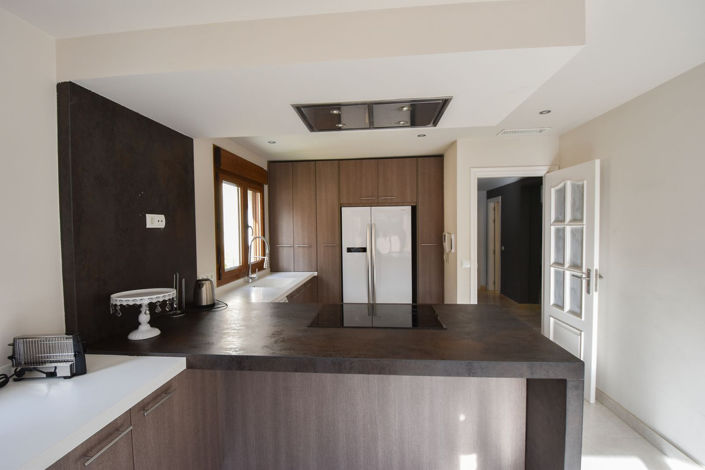 Image No.24-5 Bed Townhouse for sale