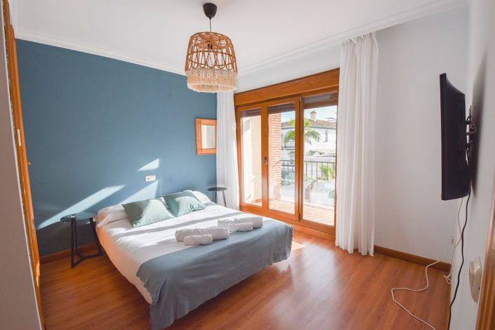 Image No.35-5 Bed Townhouse for sale