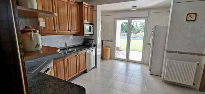 Image No.25-5 Bed Villa for sale