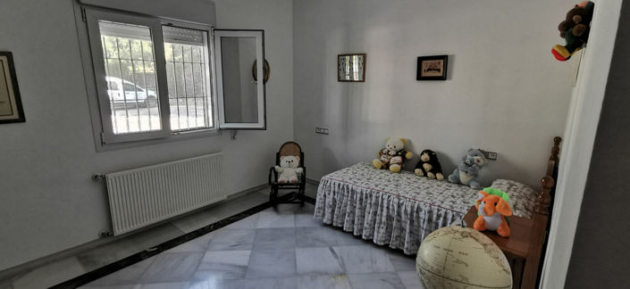 Image No.27-5 Bed Villa for sale