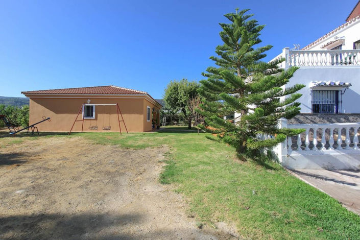 Image No.3-5 Bed Villa for sale