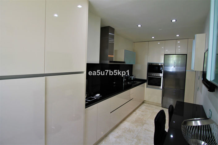 Image No.17-3 Bed Apartment for sale