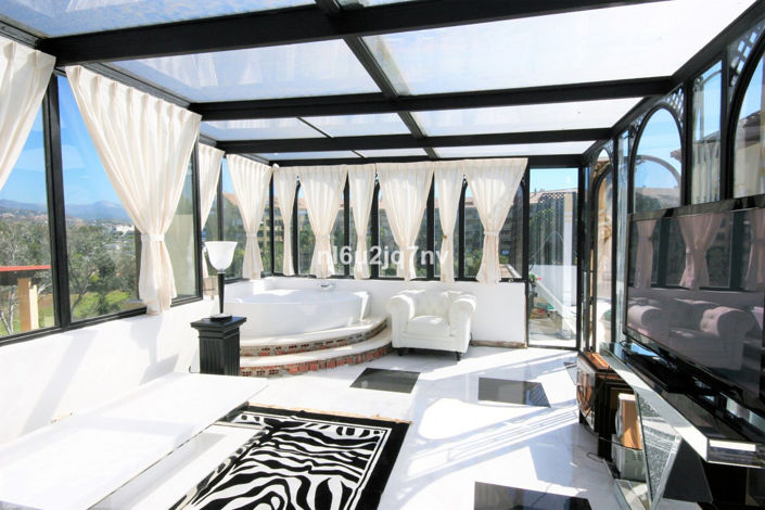 Image No.4-3 Bed Penthouse for sale