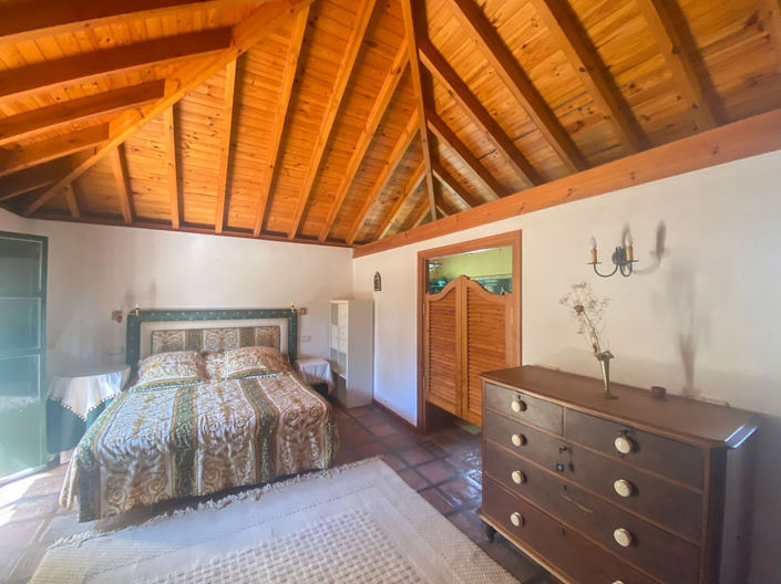 Image No.16-6 Bed Villa for sale