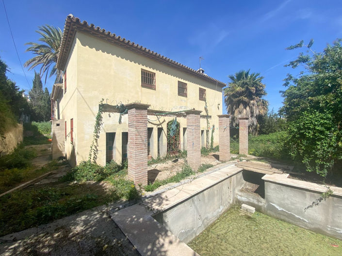 Image No.2-6 Bed Villa for sale