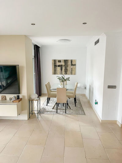 Image No.15-4 Bed Townhouse for sale