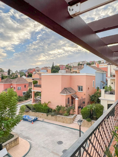 Image No.3-4 Bed Townhouse for sale