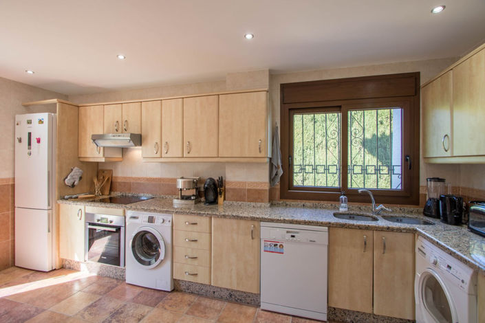 Image No.11-5 Bed Villa for sale