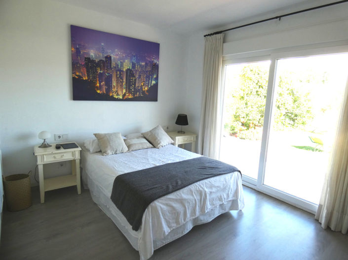 Image No.15-5 Bed Villa for sale