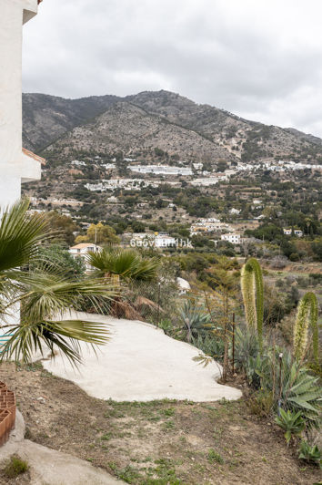 Image No.12-4 Bed Villa for sale