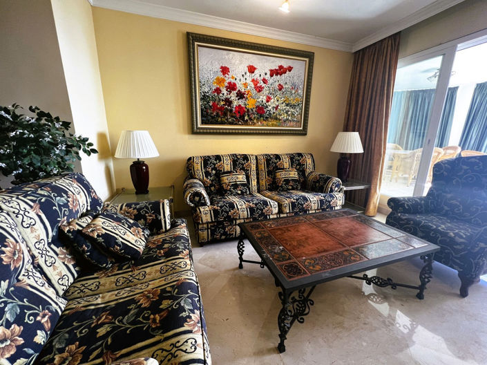 Image No.28-2 Bed Apartment for sale