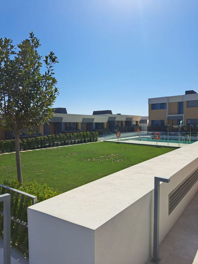 Image No.6-3 Bed Townhouse for sale