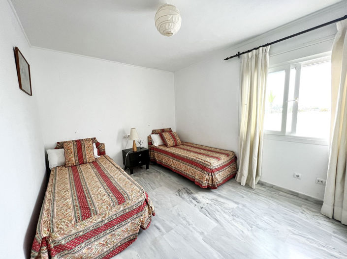 Image No.23-3 Bed Apartment for sale