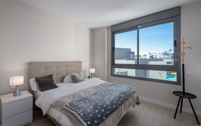 Image No.25-2 Bed Apartment for sale