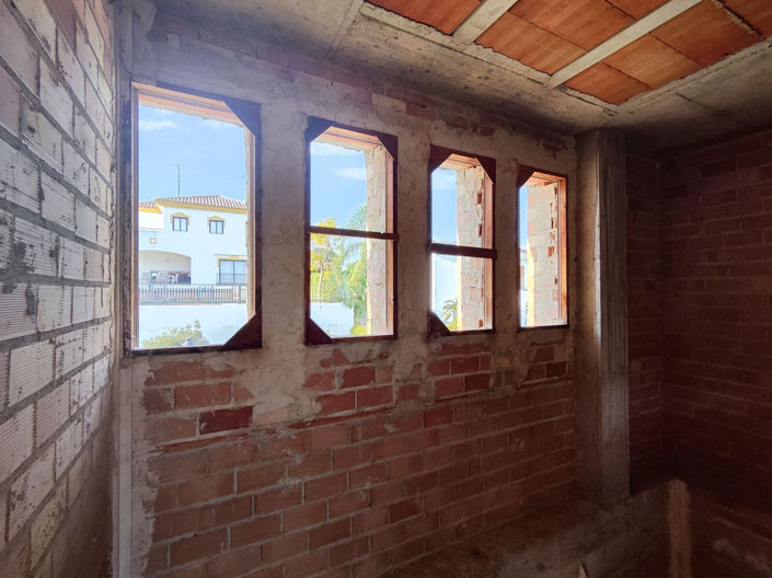 Image No.8-5 Bed Villa for sale