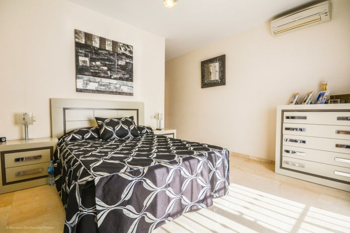 Image No.17-5 Bed Villa for sale