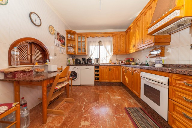 Image No.14-3 Bed Villa for sale