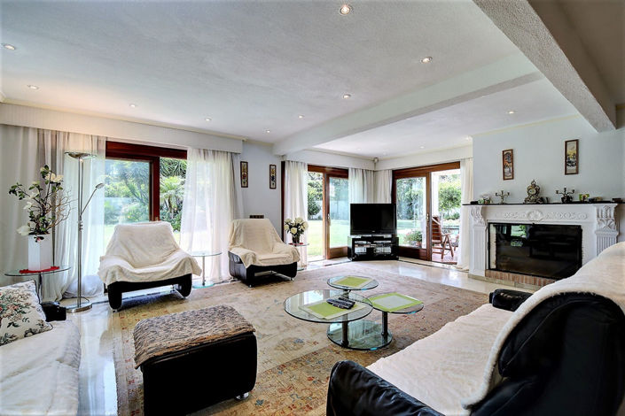 Image No.14-5 Bed Villa for sale