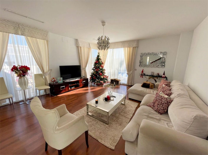 Image No.14-4 Bed Villa for sale