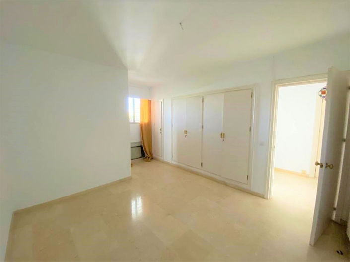 Image No.23-3 Bed Apartment for sale