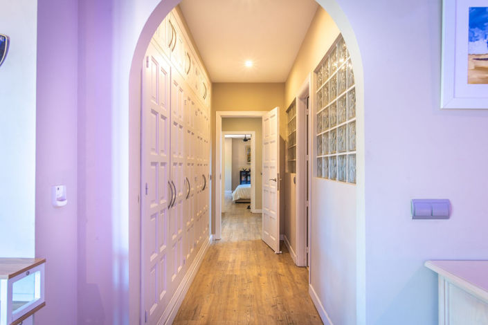 Image No.10-3 Bed Villa for sale