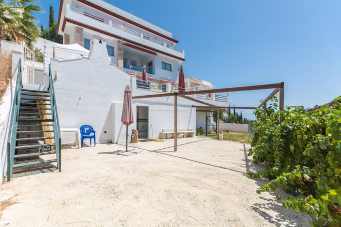 Image No.11-5 Bed Villa for sale