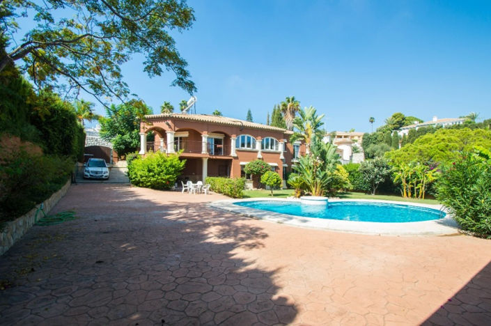 Image No.1-4 Bed Villa for sale
