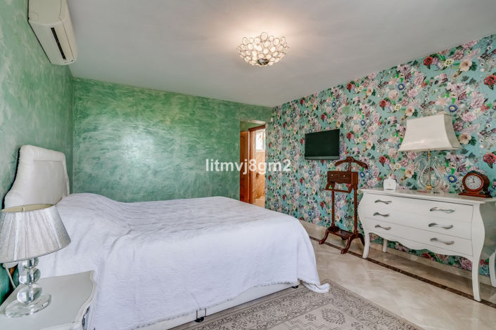 Image No.21-4 Bed Villa for sale