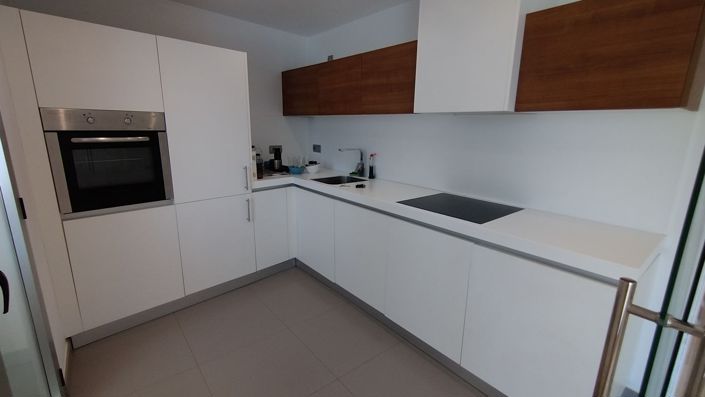 Image No.8-3 Bed Apartment for sale