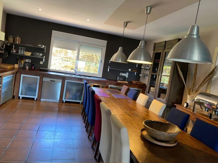 Image No.11-6 Bed Villa for sale