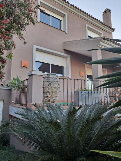 Image No.3-6 Bed Villa for sale