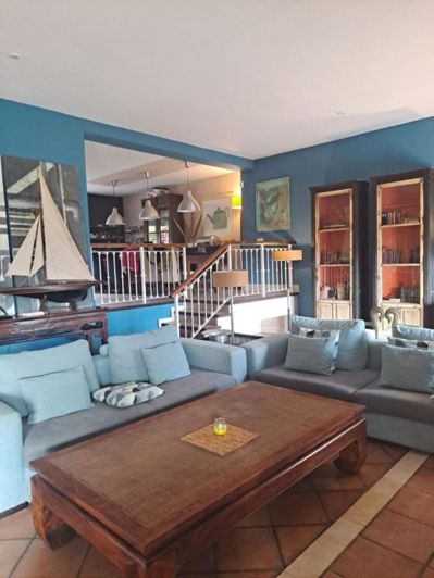 Image No.7-6 Bed Villa for sale