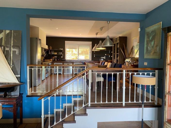 Image No.8-6 Bed Villa for sale