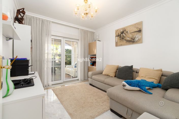 Image No.13-4 Bed Villa for sale