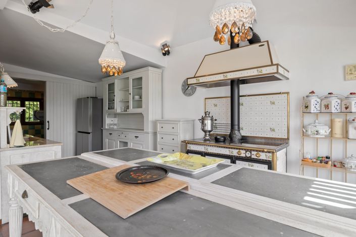 Image No.12-6 Bed Villa for sale