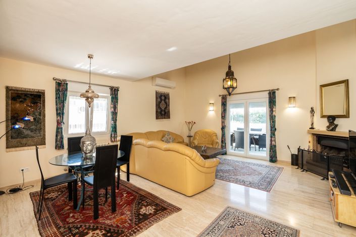 Image No.17-3 Bed Villa for sale