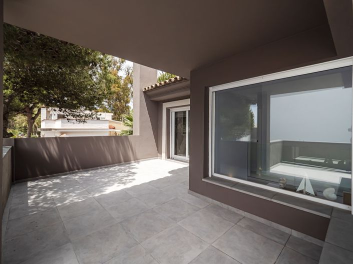 Image No.2-5 Bed Villa for sale