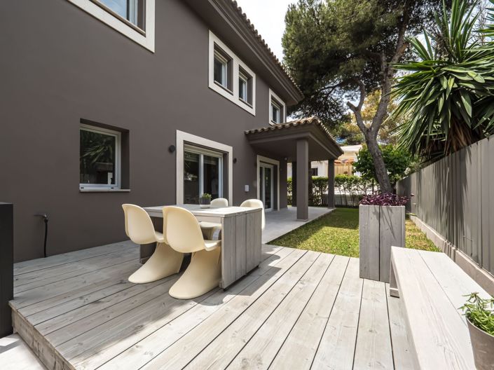 Image No.8-5 Bed Villa for sale