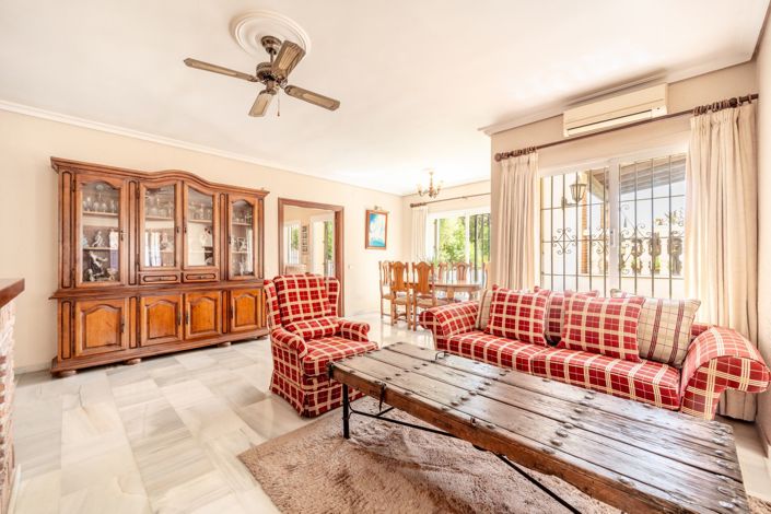 Image No.17-4 Bed Villa for sale