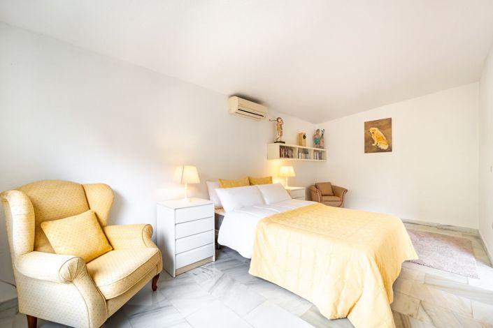 Image No.24-4 Bed Villa for sale