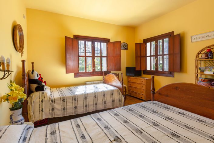 Image No.17-4 Bed Villa for sale