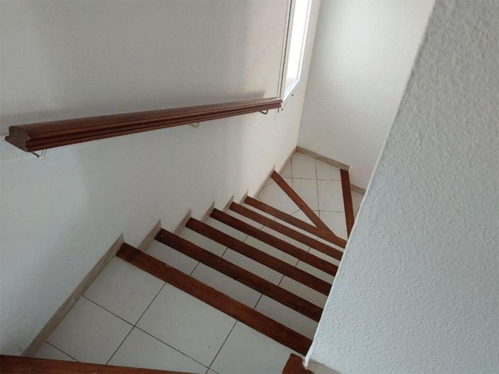 Image No.17-4 Bed Townhouse for sale