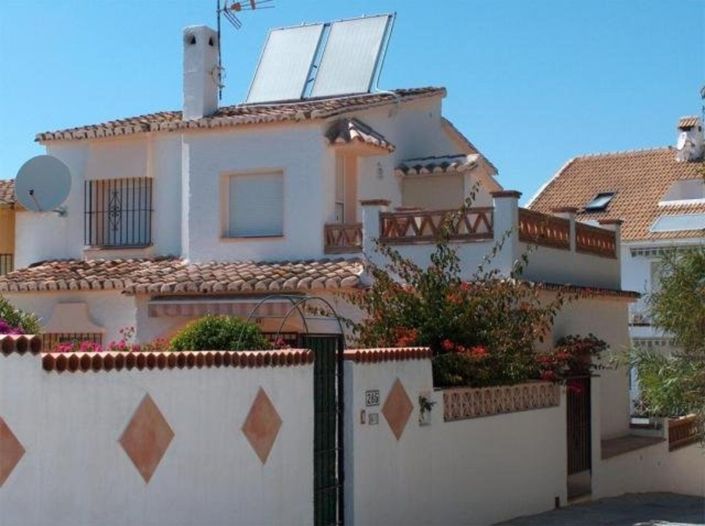 Image No.5-4 Bed Townhouse for sale