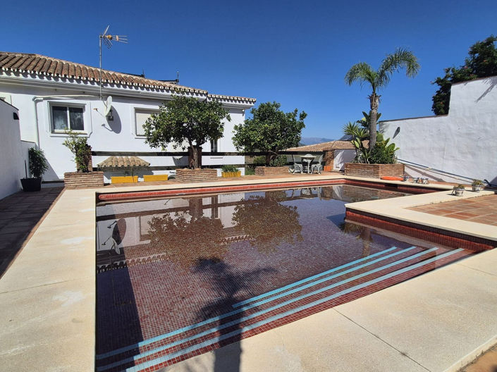 Image No.4-3 Bed Townhouse for sale