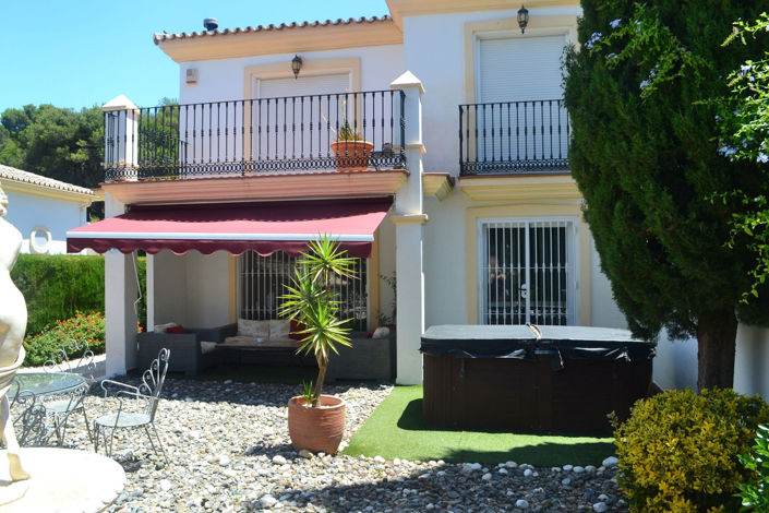Image No.1-3 Bed Townhouse for sale