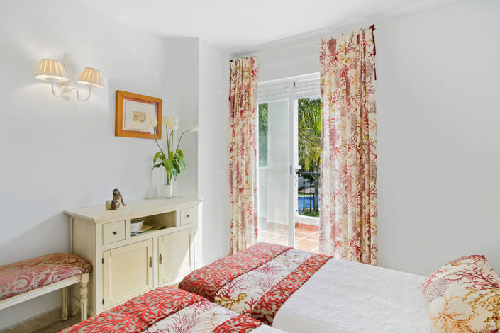 Image No.21-3 Bed Townhouse for sale