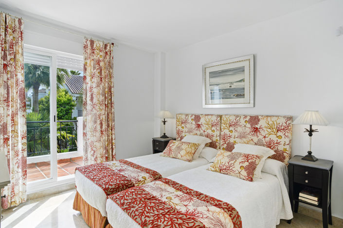 Image No.23-3 Bed Townhouse for sale