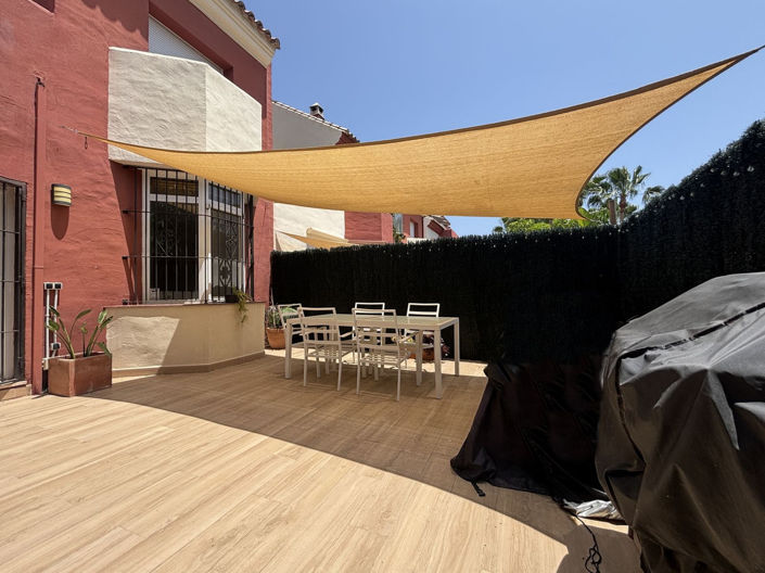 Image No.8-3 Bed Townhouse for sale