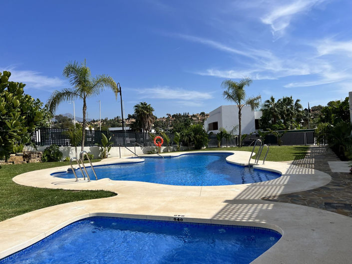 Image No.1-3 Bed Townhouse for sale